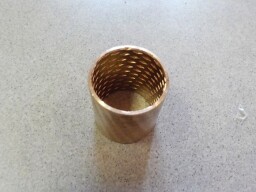 Pouzdro otočného čepu horní