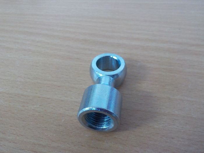 Stavitelná přípojka oko 12 mm, závit M12