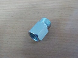 Redukce na ruční čerpadlo