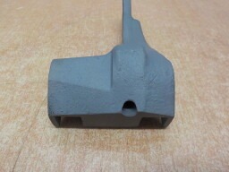 Přesouvací vidlice druhé a třetí rychlosti