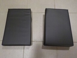 Levé a pravé zadní sedátko černé