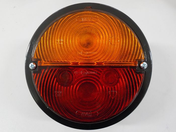 Zadní světlo dvoudílné