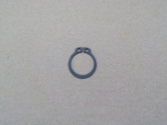 Pojistný kroužek vnější 17 mm