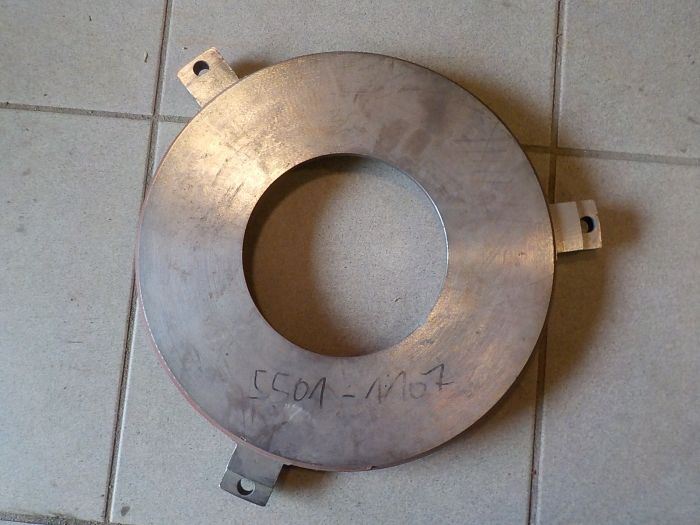 Tlačný věnec spojky pojezdu