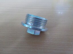 Vypouštěcí zátka motoru, převodovky, hydrauliky