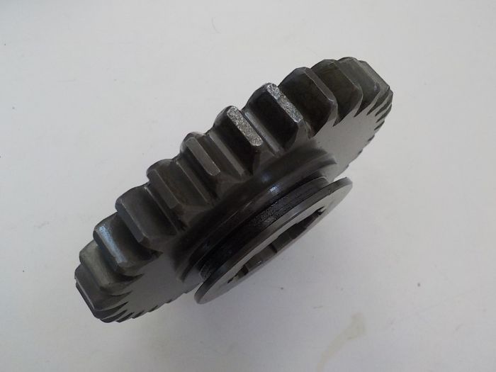 Přesuvné kolo I. a zpětné rychlosti 33 zubů