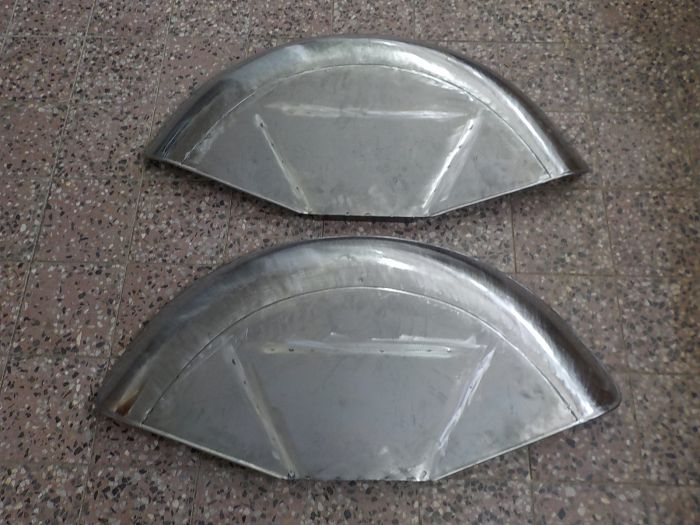 Levý + pravý blatník