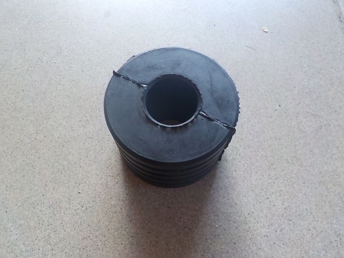 Silentblok do trubky rámu kabiny