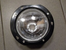 Přední světlo 