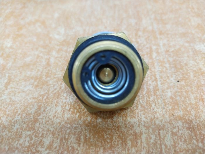 Odvodňovací ventil vzduchojemu M22