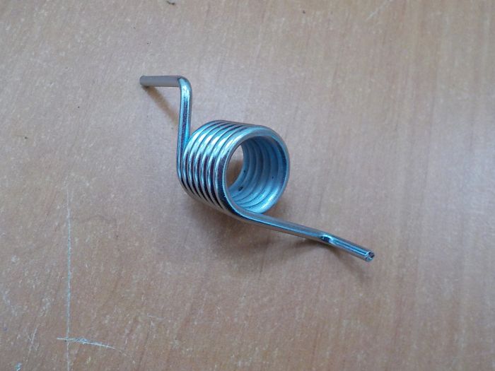 Pružina plynového pedálu