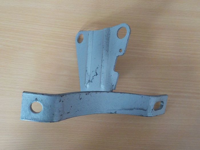 Držák vzduchojemu zadní