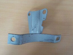 Držák vzduchojemu zadní