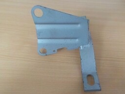 Držák vzduchojemu zadní