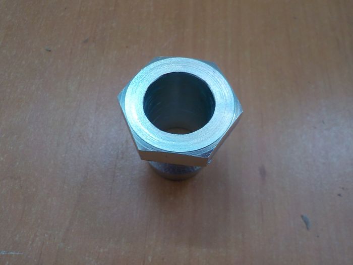 Matice držáku vstřikovače