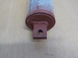 Pouzdro s pružinami pod pedál