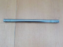 Hřídel vypínací páčky spojky