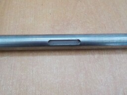 Hřídel vypínací páčky spojky