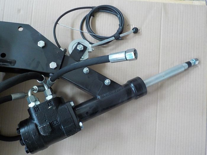 Hydraulické řízení dvoupísté pro jednoválcový motor TZ4K 