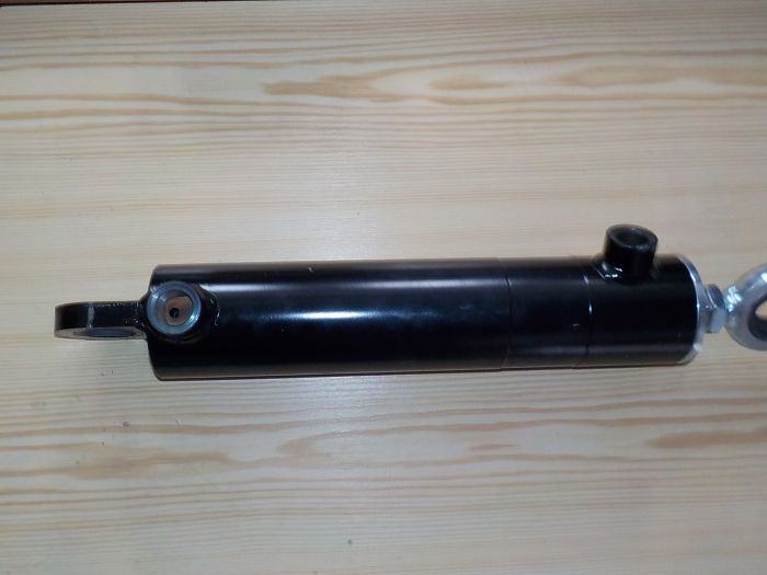 Hydraulický válec 63x250