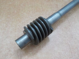 Tyč řízení se šnekem