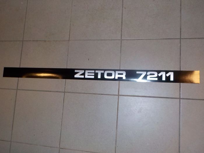 Nápis Zetor 7211 pravý 