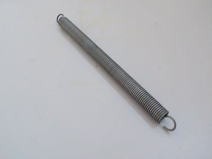 Pružina zadního výklopného okna - délka 30 cm