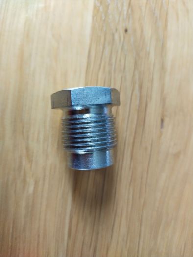 Přesuvná matice olejového čističe