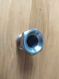 Přesuvná matice olejového čističe