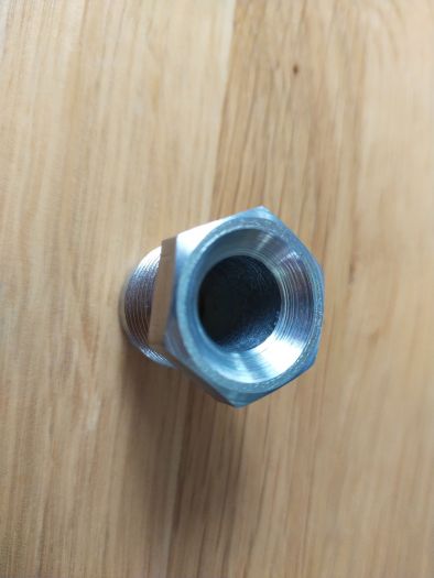 Přesuvná matice olejového čističe