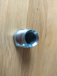 Přesuvná matice olejového čističe