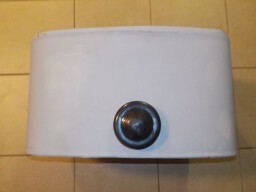 Palivová nádrž bez nalévacího uzávěru 