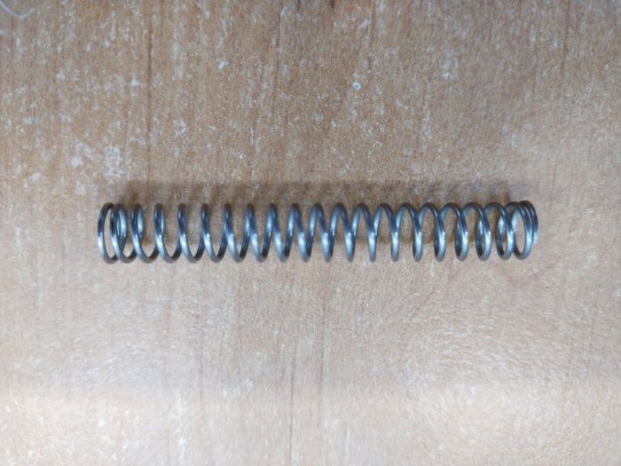 Pojistná pružina čističe