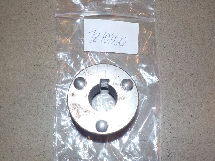 Náboj řemenice hydraulického čerpadla