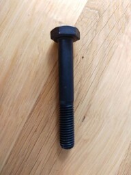 Šroub konzoly vahadla ventilu M10x70