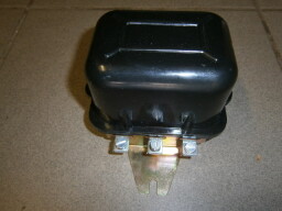 Regulační relé dynama 150W