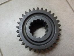 Přesuvné kolo 2.a 3. rychlosti Z4011 české