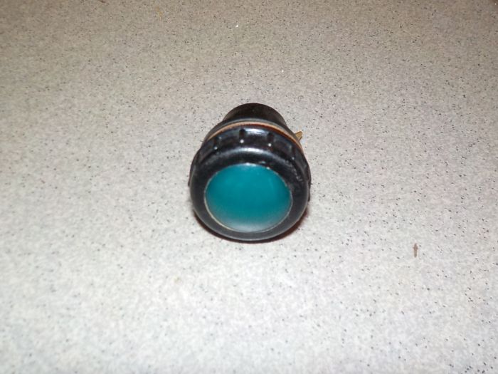 Kontrolka tlaku oleje zelená bez žárovky