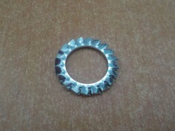 Podložka matice řemenice vějířová