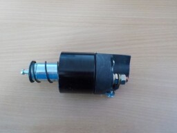 Spínač pro starter s reduktorem