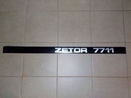 Nápis Zetor 7711 pravý 