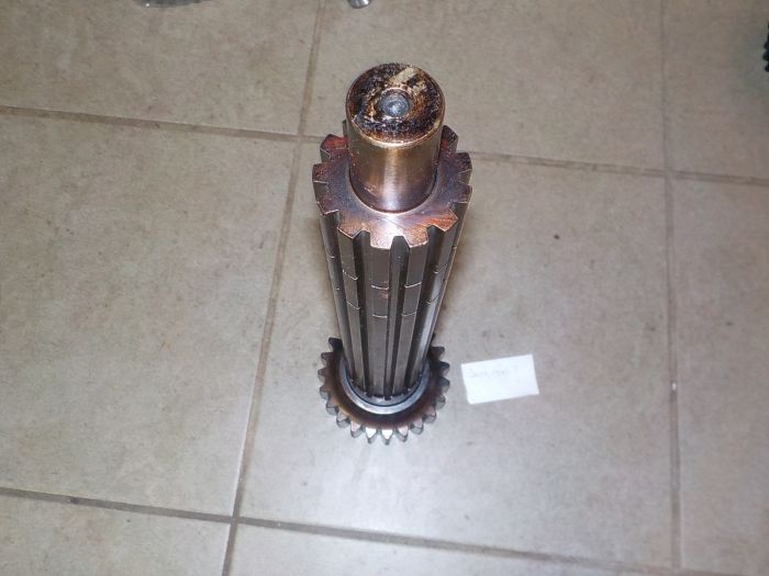 Drážkový hřídel Z3011 český