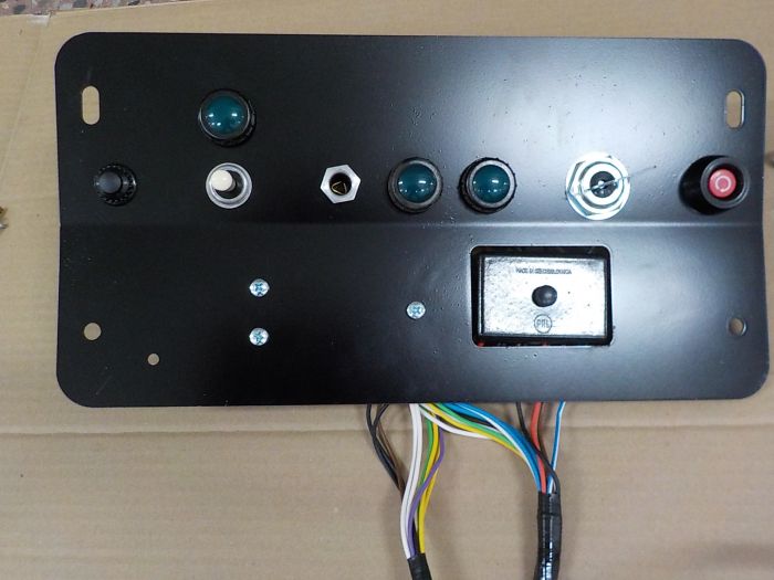 Kompletní elektroinstalace s panelem a ovládacími prvky