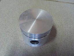 Píst kompresoru průměr 65 mm 