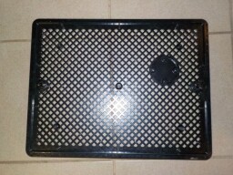 Mřížka přední plná Zetor 4611-6911