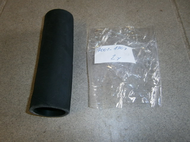 Hadice od čerpadla k termostatu