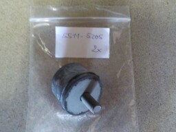 Silentblok pod chladič