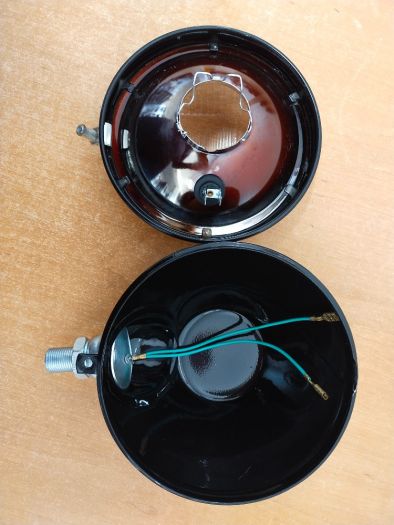 Světlo přední kovové levé 