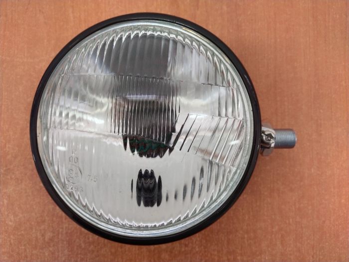 Světlo přední kovové pravé 