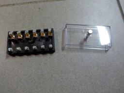 Pojistková skříňka 6 pólová